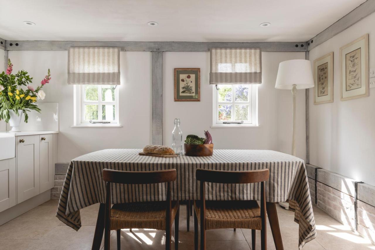 Cosy Cottage With Beautiful Garden, Hottub & Sauna Marden  Zewnętrze zdjęcie